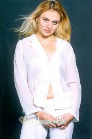 53175 - Elena Age: 32 - Russia