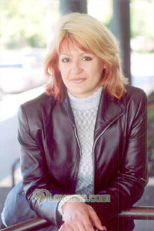 54801 - Elena Age: 37 - Russia