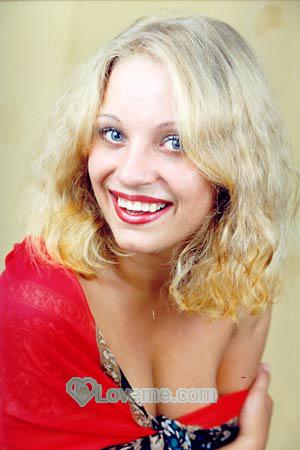 56520 - Elena Age: 24 - Ukraine