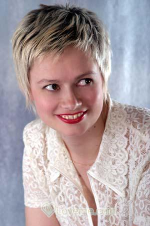 71560 - Zhanna Age: 35 - Russia