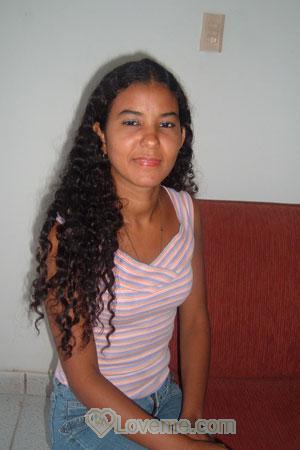 74647 - Indira Age: 33 - Colombia