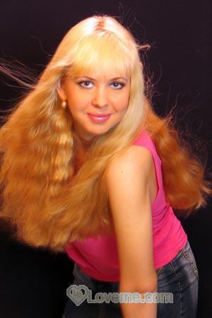 83184 - Larisa Age: 27 - Russia