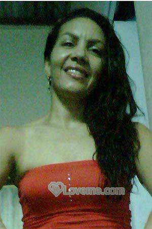 83689 - Carmen Alicia Age: 41 - Colombia