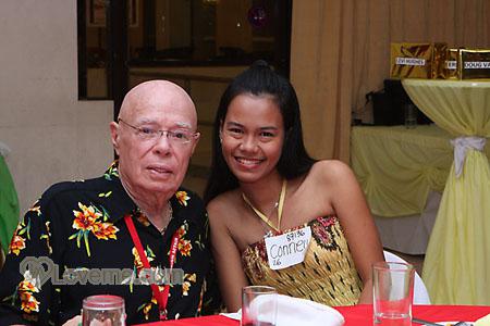 women-of-philippines-120