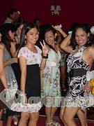 050-filipino-women