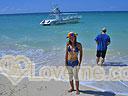 cartagena-women-boat-1104-59